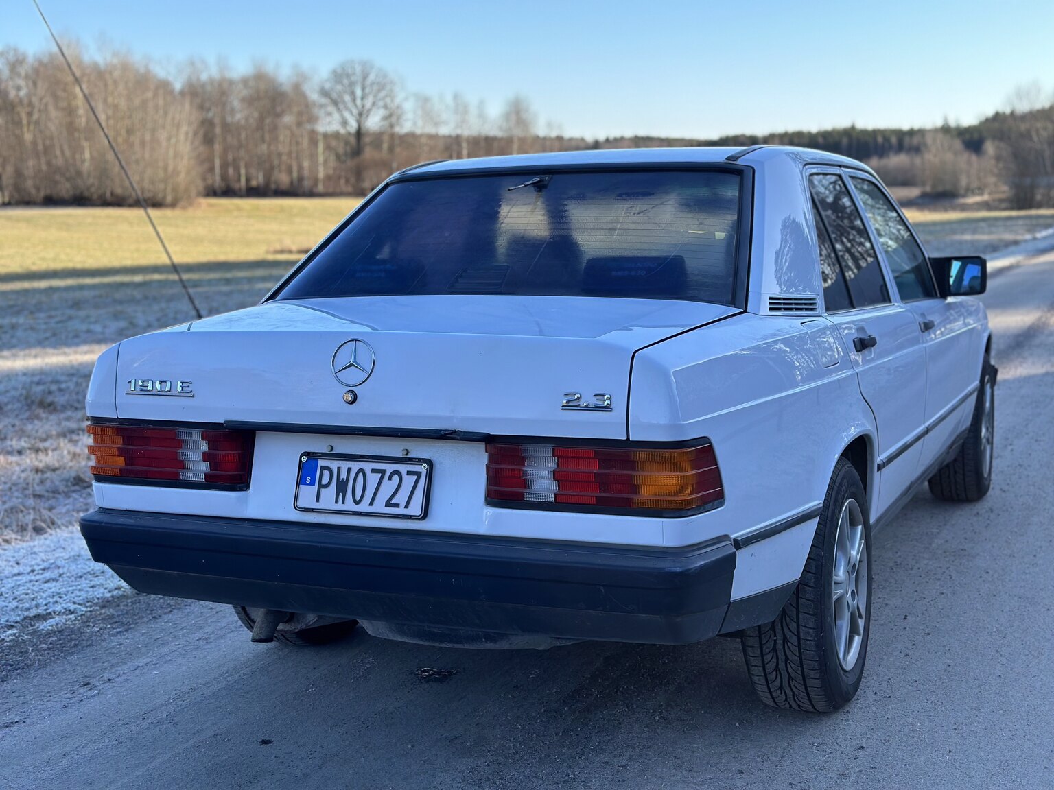 Aussenfoto 1988 Mercedes-Benz 190 E 2.3 (6)