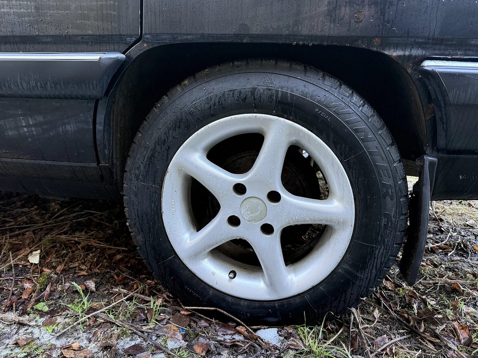 Exteriörbild på 1990 Audi 100 Avant (29)