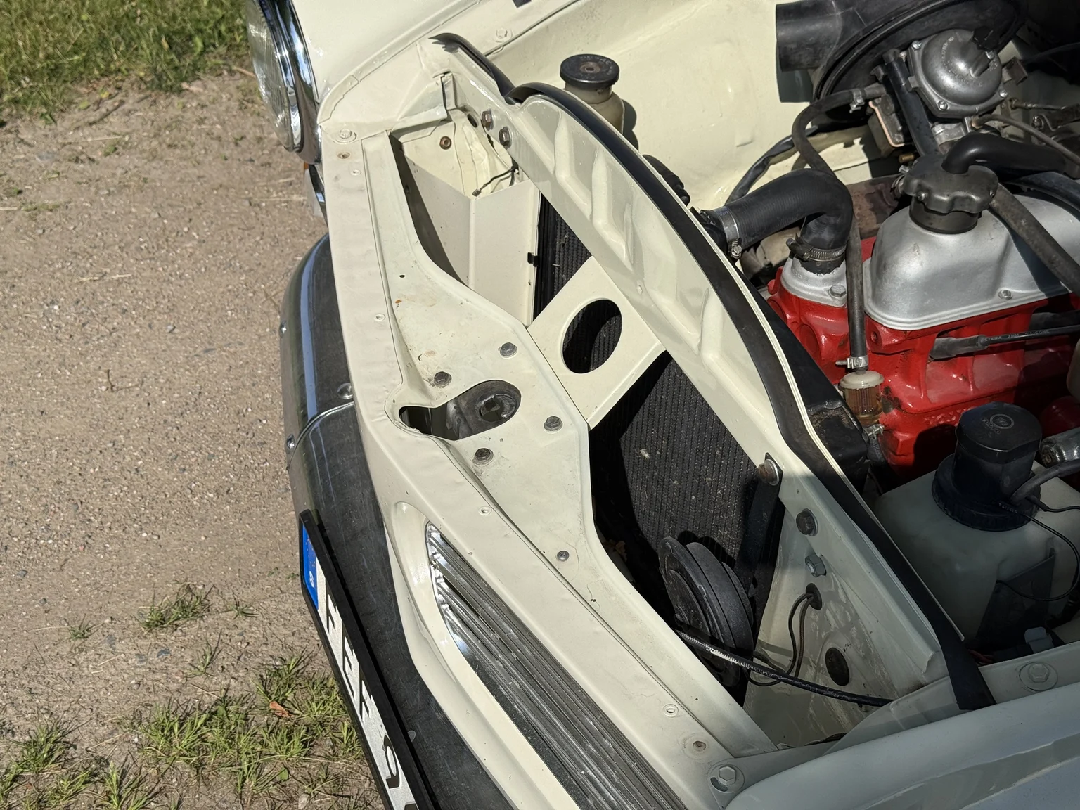 Image of 1970 Volvo Amazon mechanics (15)