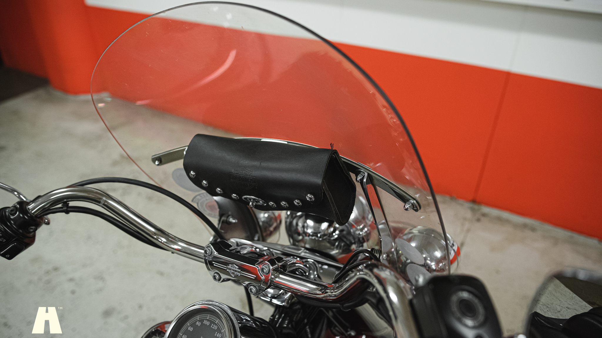 Exterior image of 2002 Harley-Davidson Heritage Softail Classic