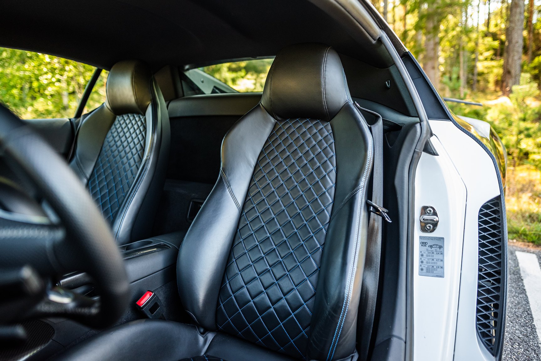 Interior image of 2008 Audi R8 4.2 V8 Turbo Manuell