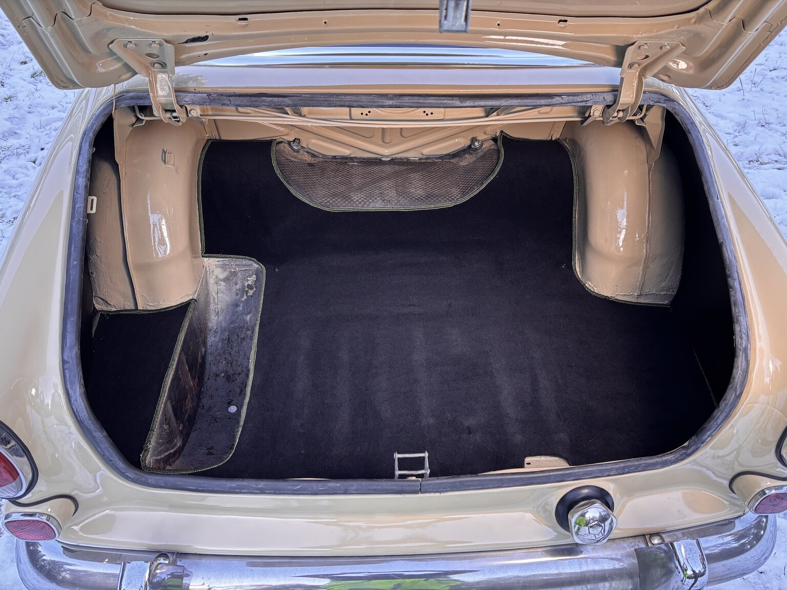 Interior image of 1965 Volvo Amazon
