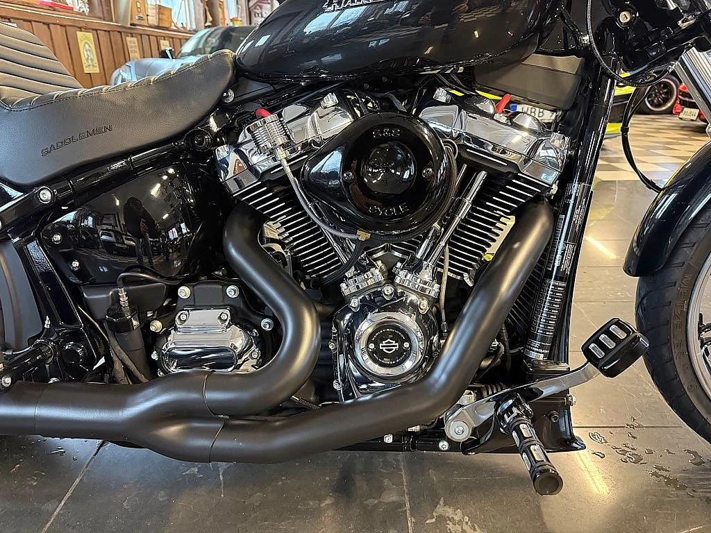 Bild på 2018 Harley-Davidson BREAKOUT 114 (13)