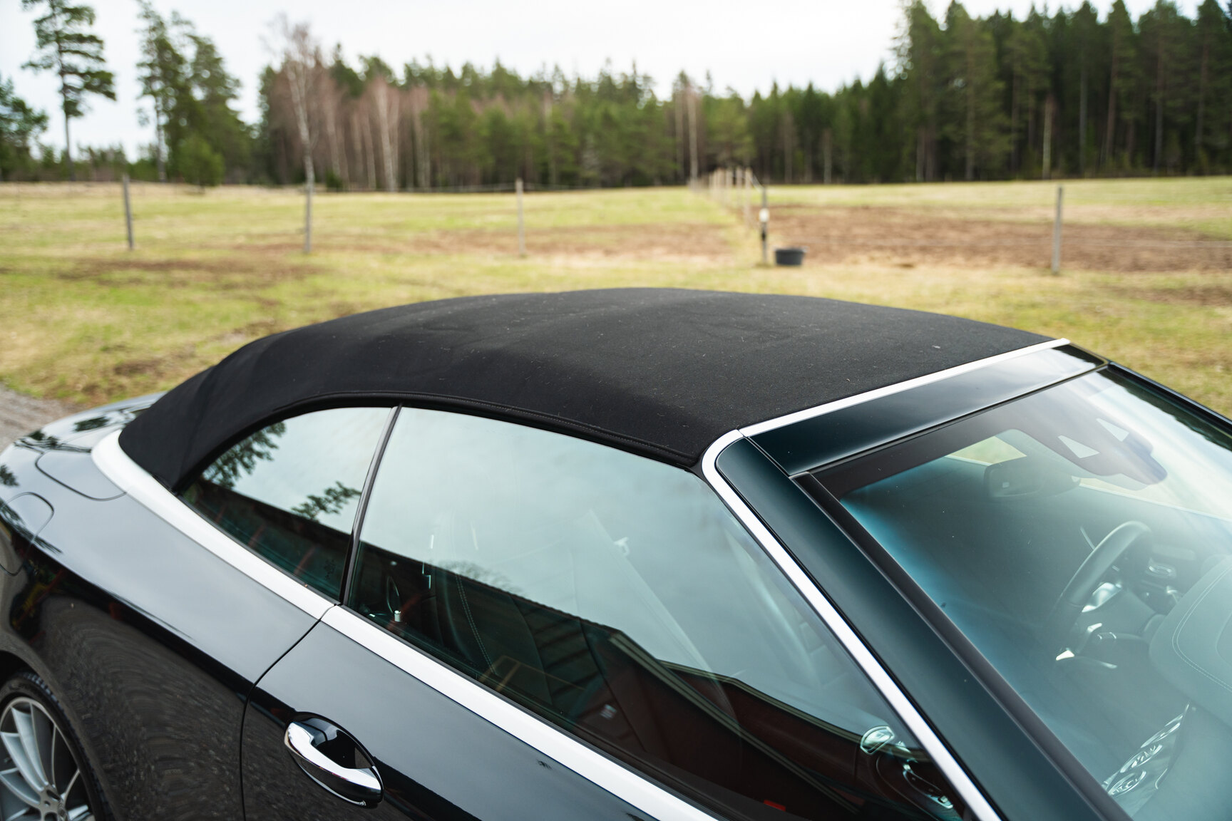 Exterior image of 2019 Mercedes-Benz E300 Cabriolet