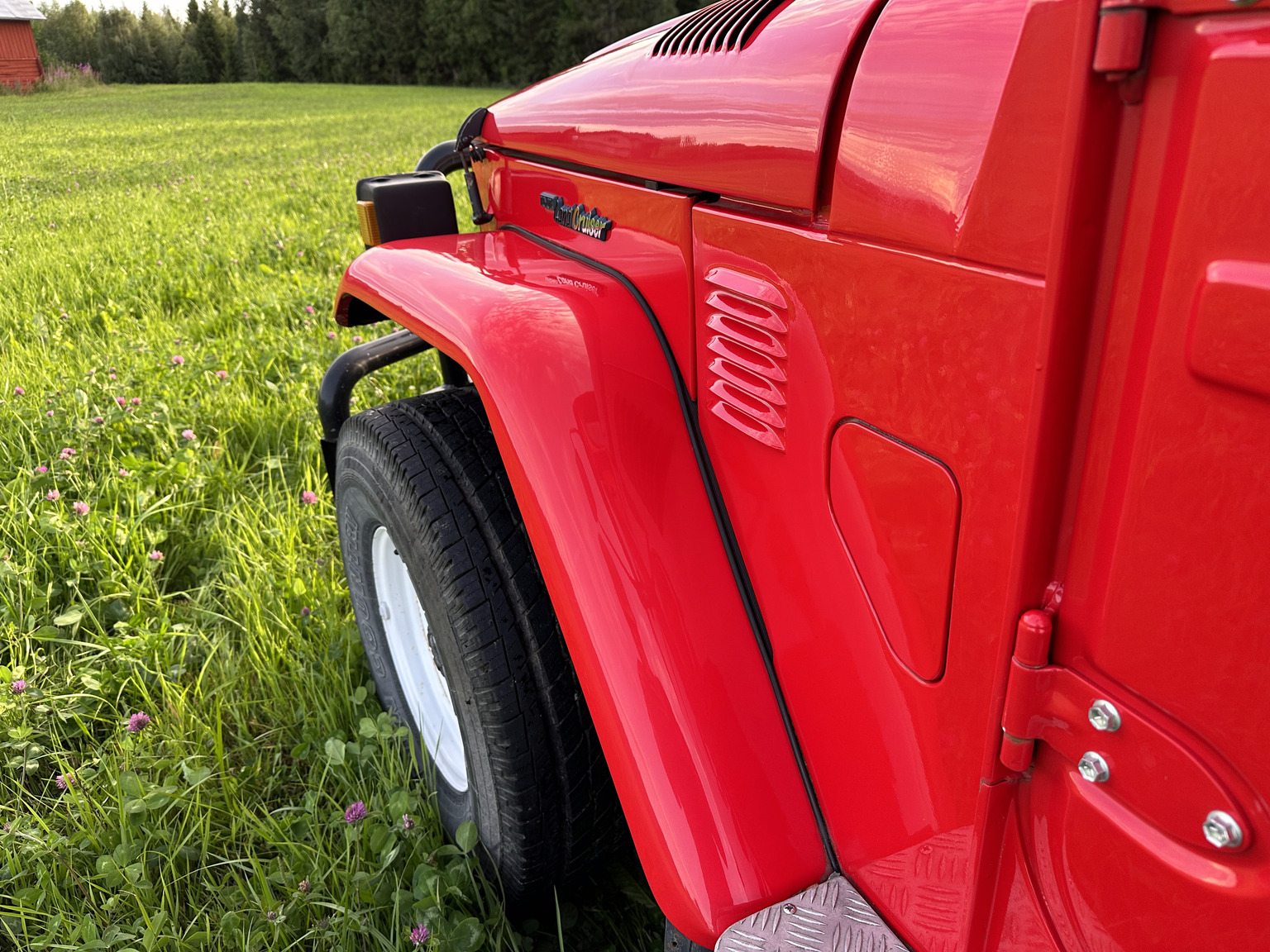 Exterior image of 1982 Toyota Landcruiser Utility (41)