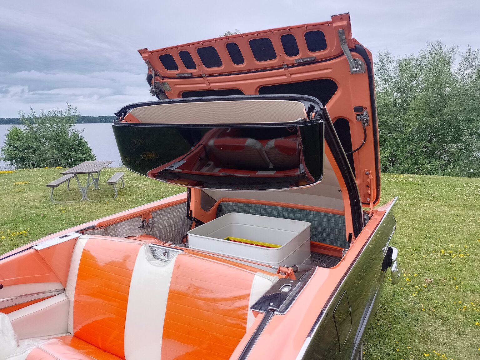 Aussenfoto 1957 Ford Fairlane 500 Skyliner Retract