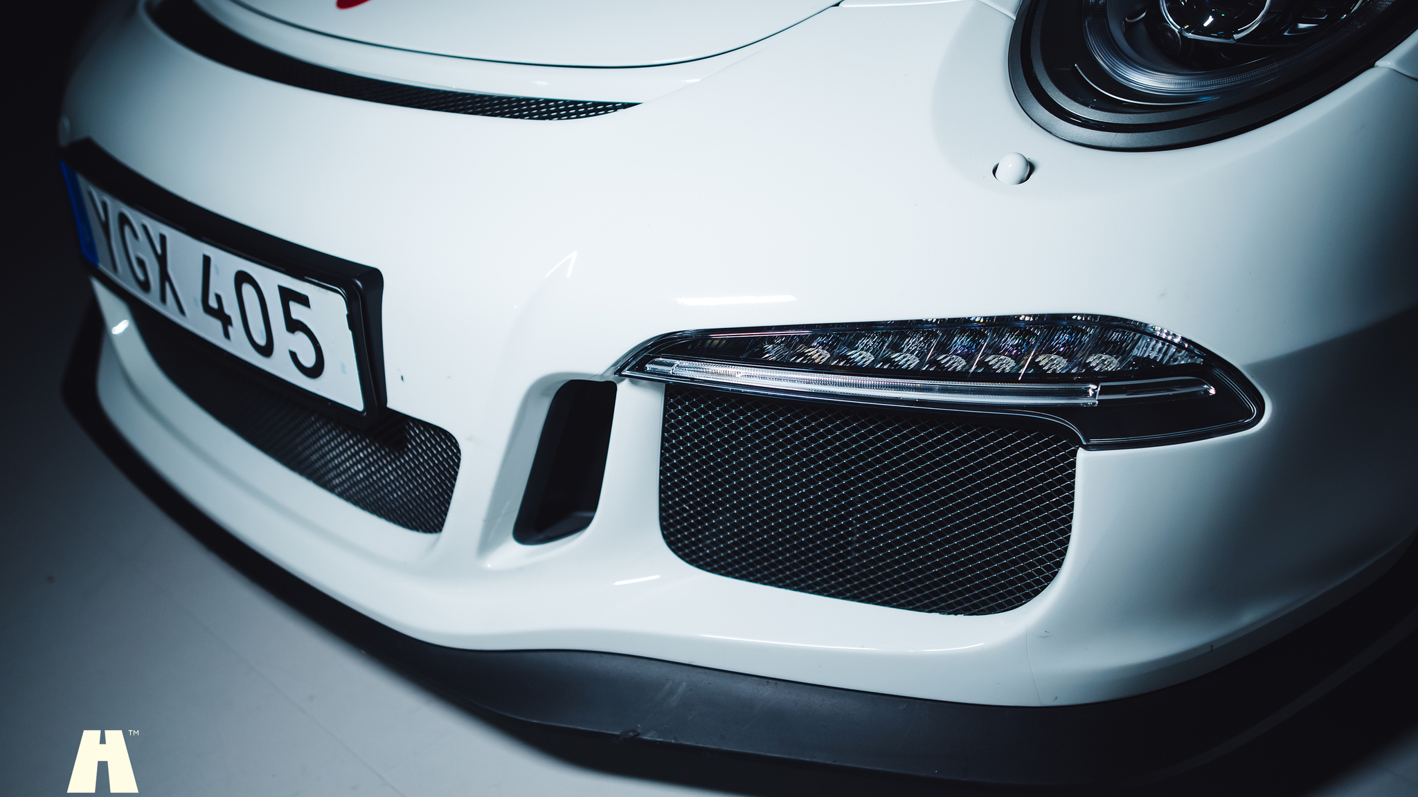 Exterior image of 2015 Porsche 991 GT3 2015