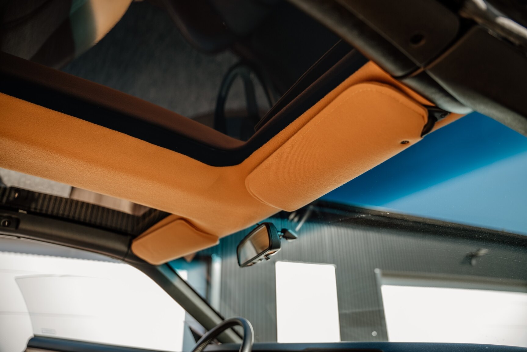 Innenraumfoto von 1989 Chevrolet Camaro IROC-Z