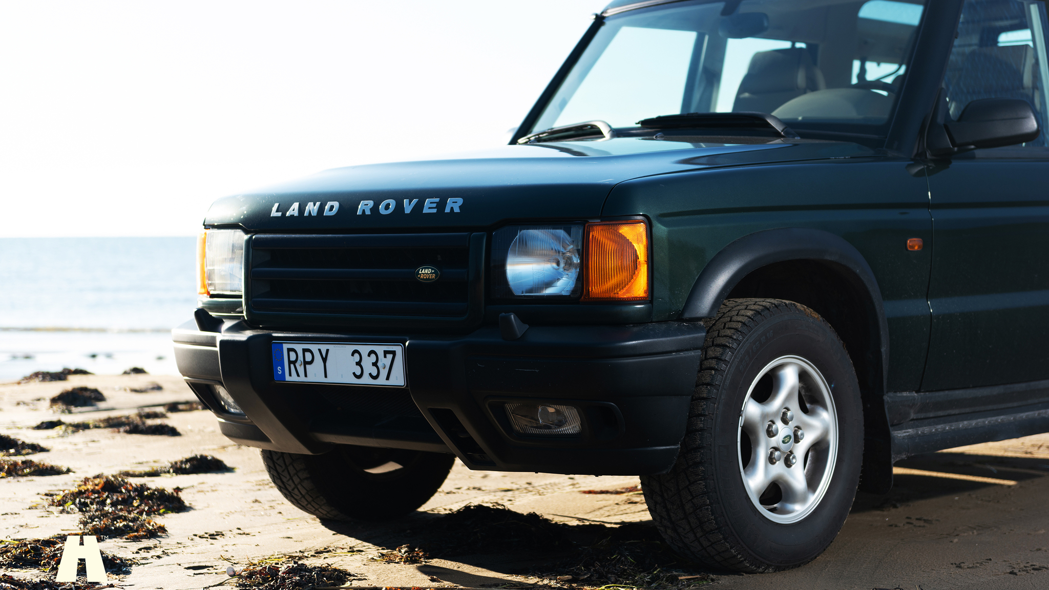 Exterior image of 1999 Land Rover Discovery 2