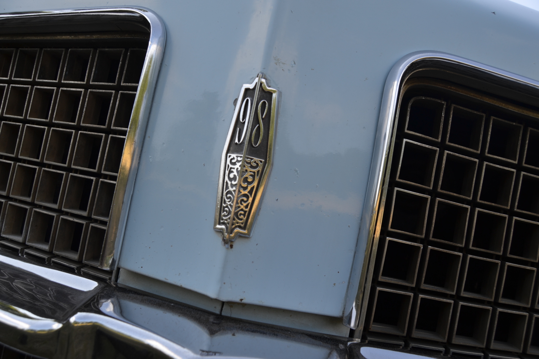 Exterior image of 1970 Oldsmobile Ninety eight Convertible (67)