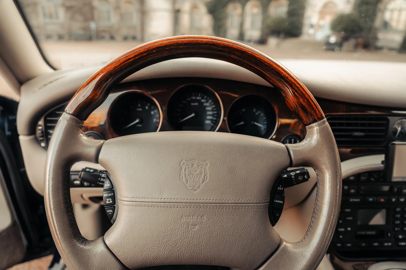 Innenraumfoto von 2001 Jaguar  Xj 4,0 Sovereign (9)