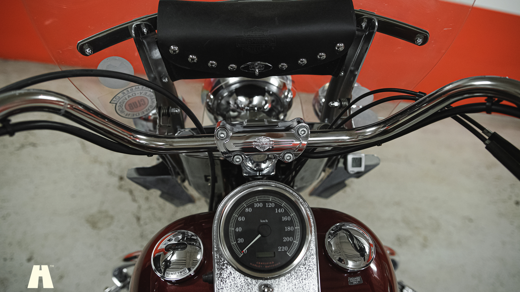 Exterior image of 2002 Harley-Davidson Heritage Softail Classic