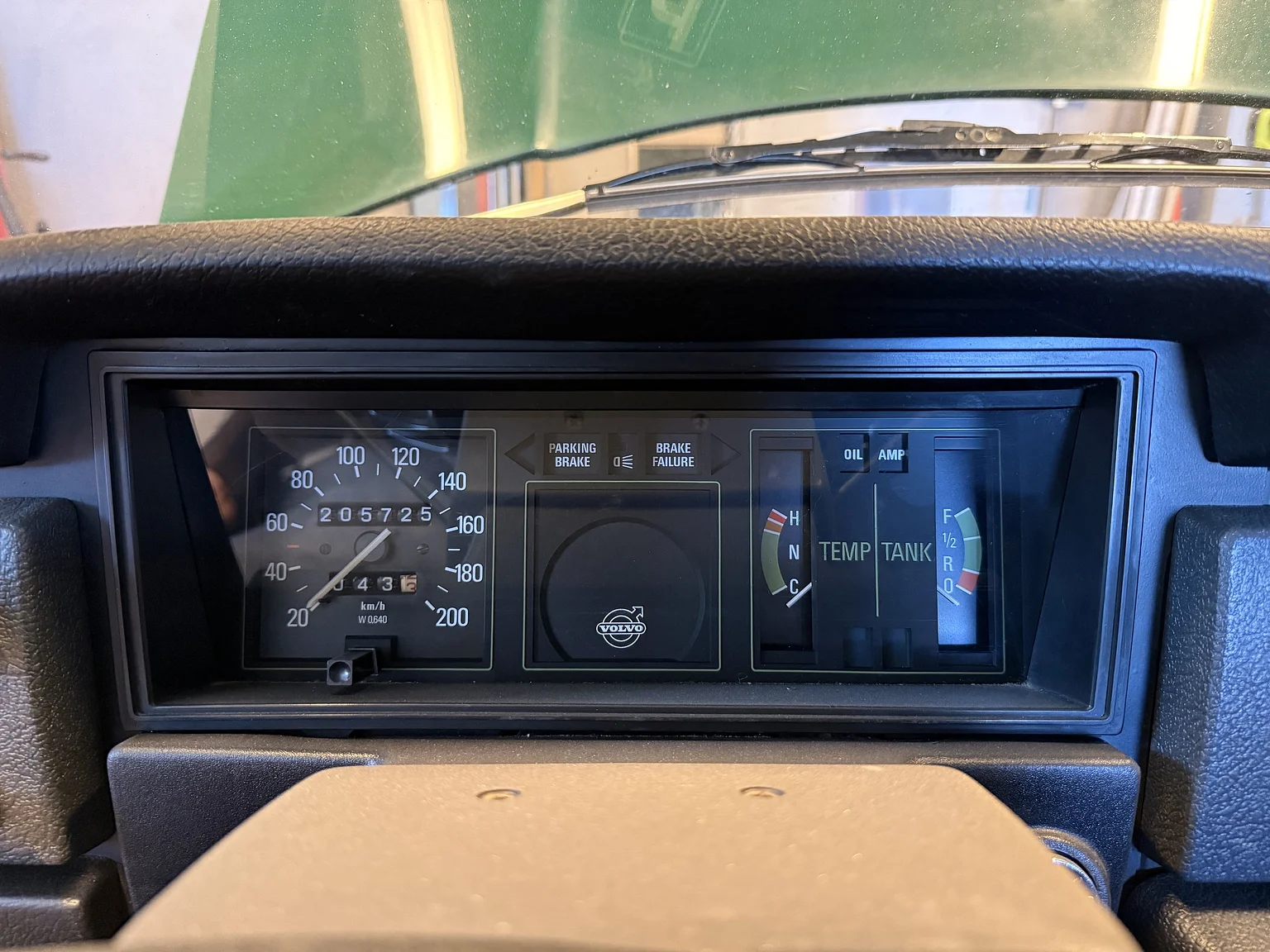 Innenraumfoto von 1973 Volvo 142 2.0 Deluxe (15)