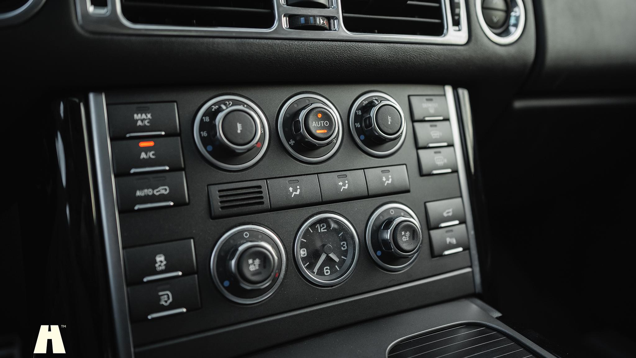 Interior image of 2012 Land Rover Range Rover Westminster TDV8 (L322)