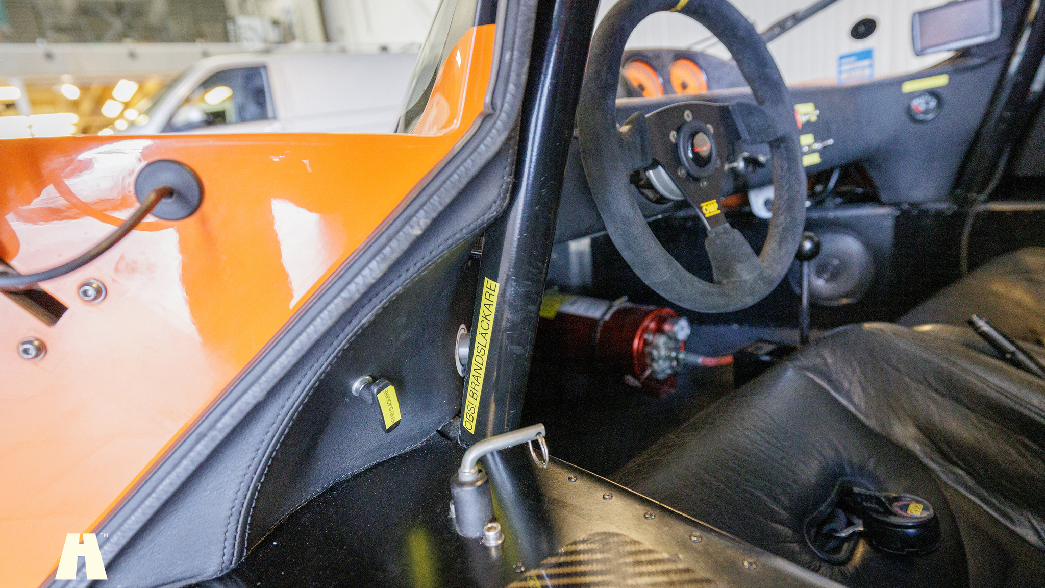 Interior image of 2006 Ultima GTR (30)