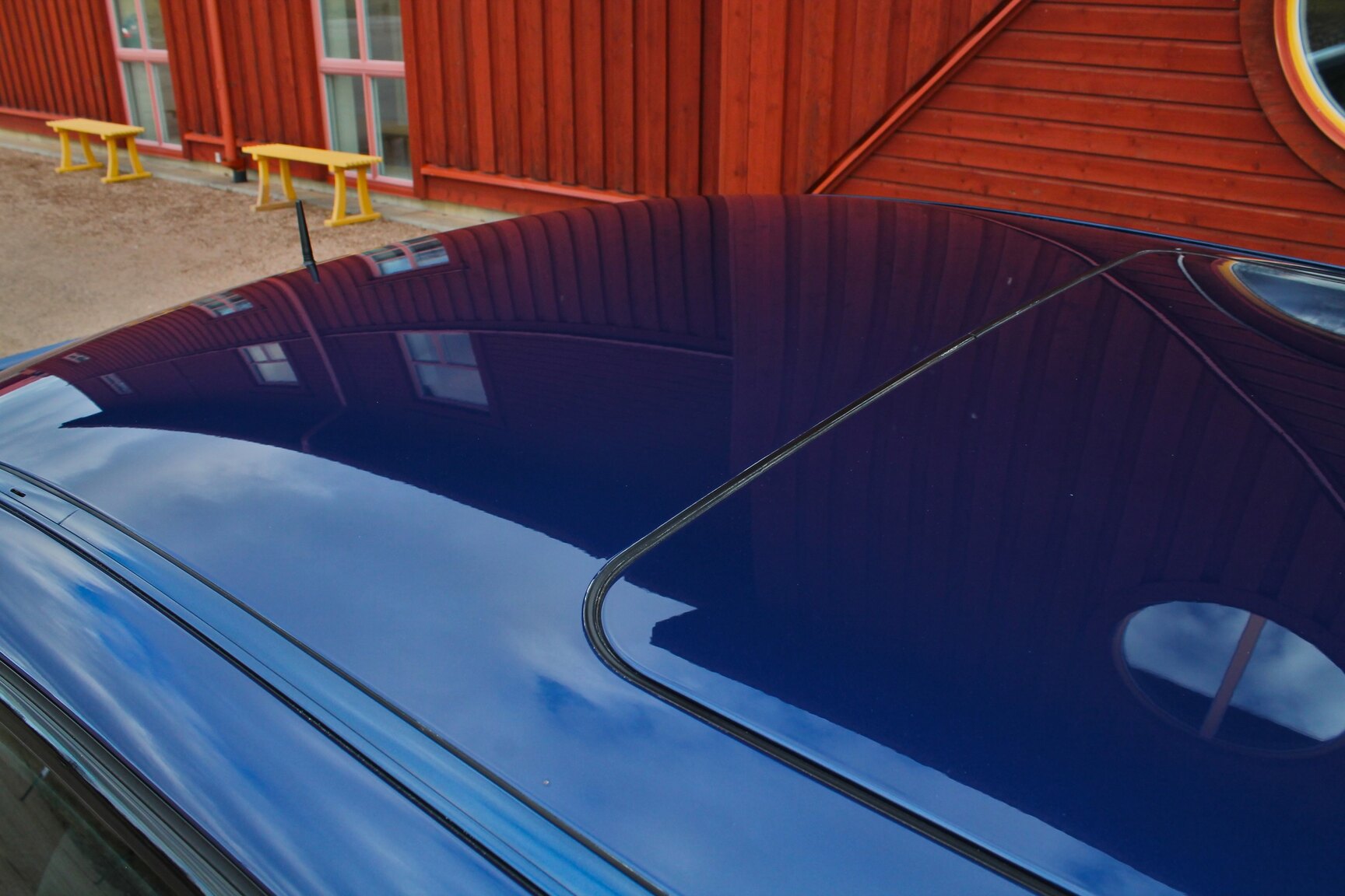 Exteriörbild på 2003 BMW M5