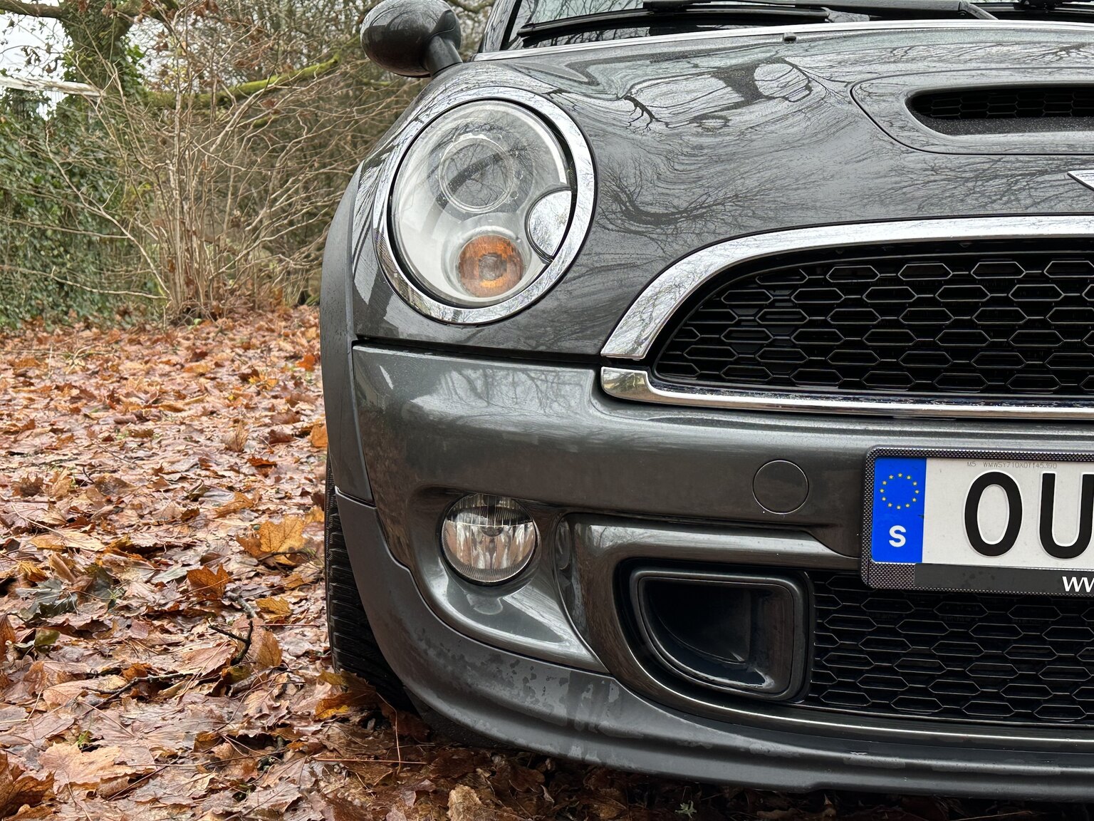 Exterior image of 2012 Mini Cooper SD Roadster (33)