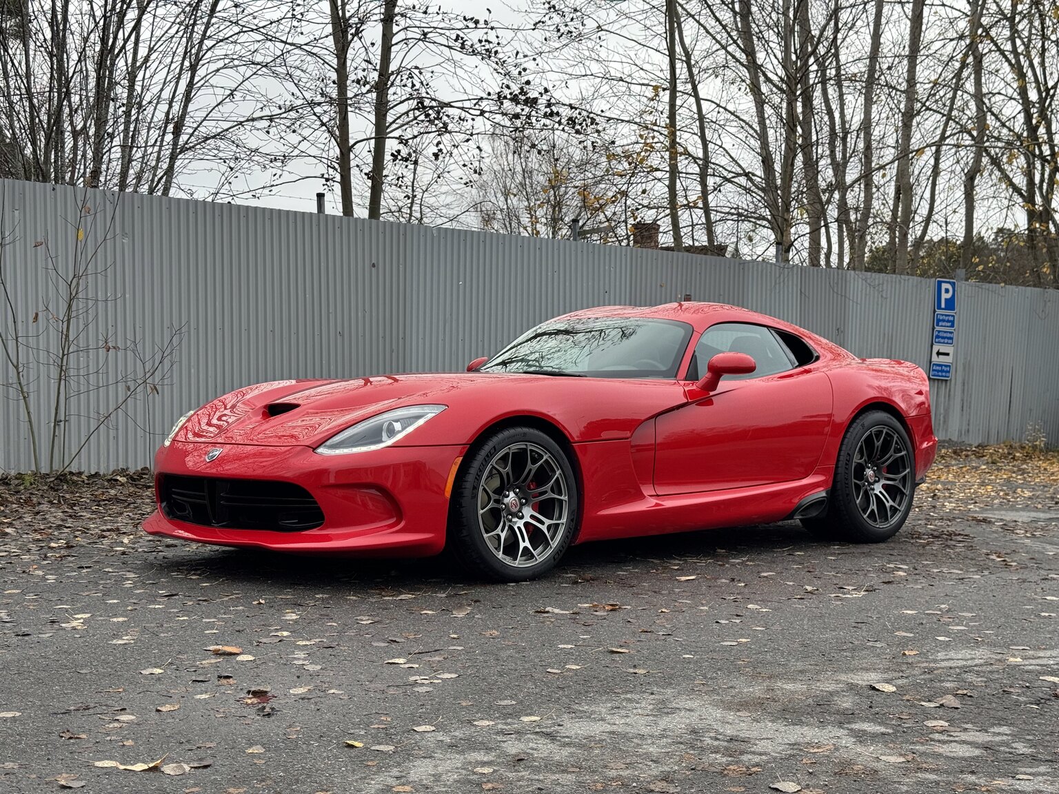 Exteriörbild på 2014 Dodge Viper GTS (35)