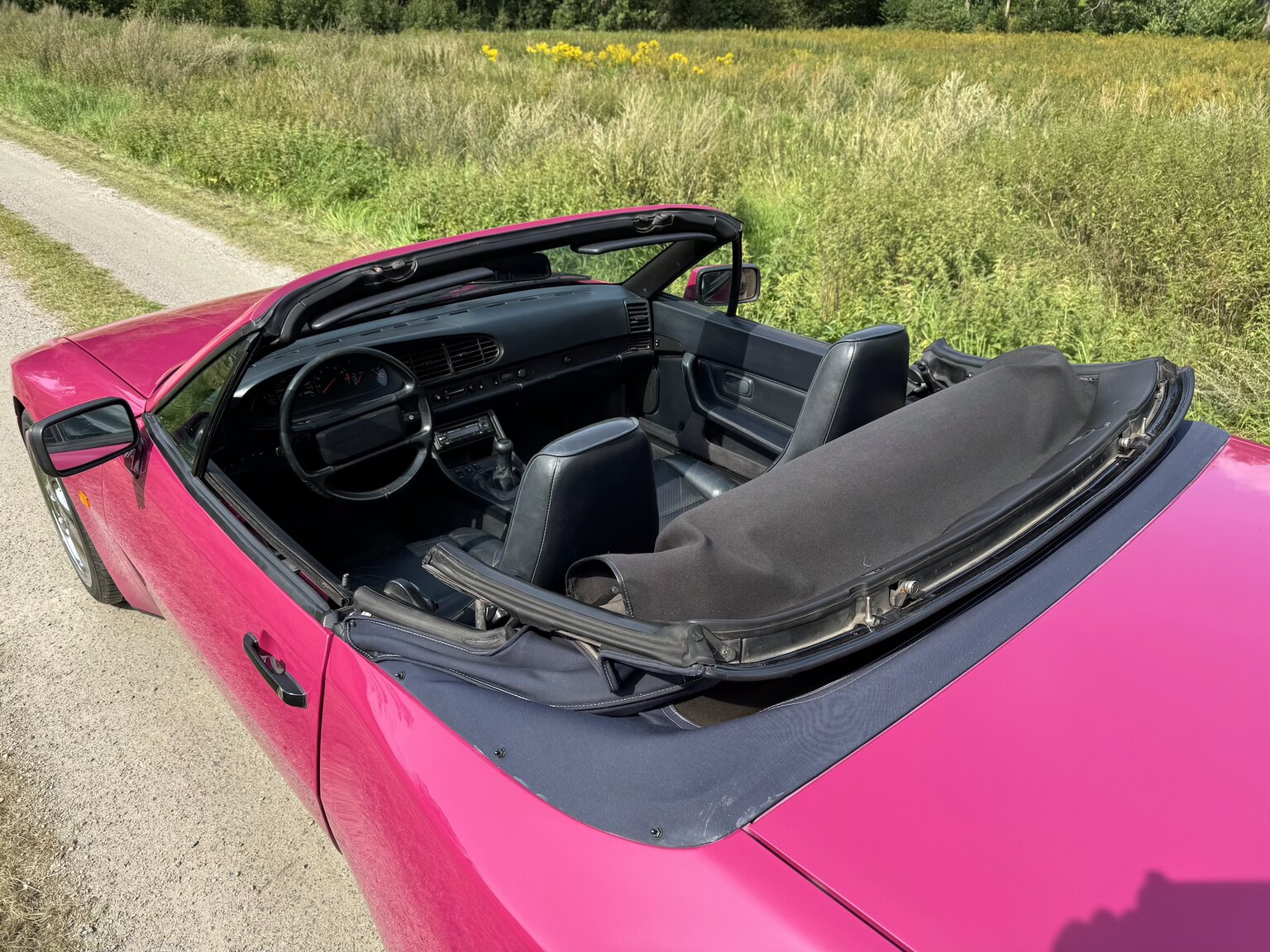 Interior image of 1990 Porsche 944 S2 Convertible
