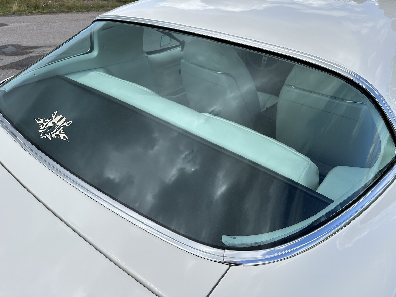 Exterior image of 1976 Pontiac Firebird Trans Am