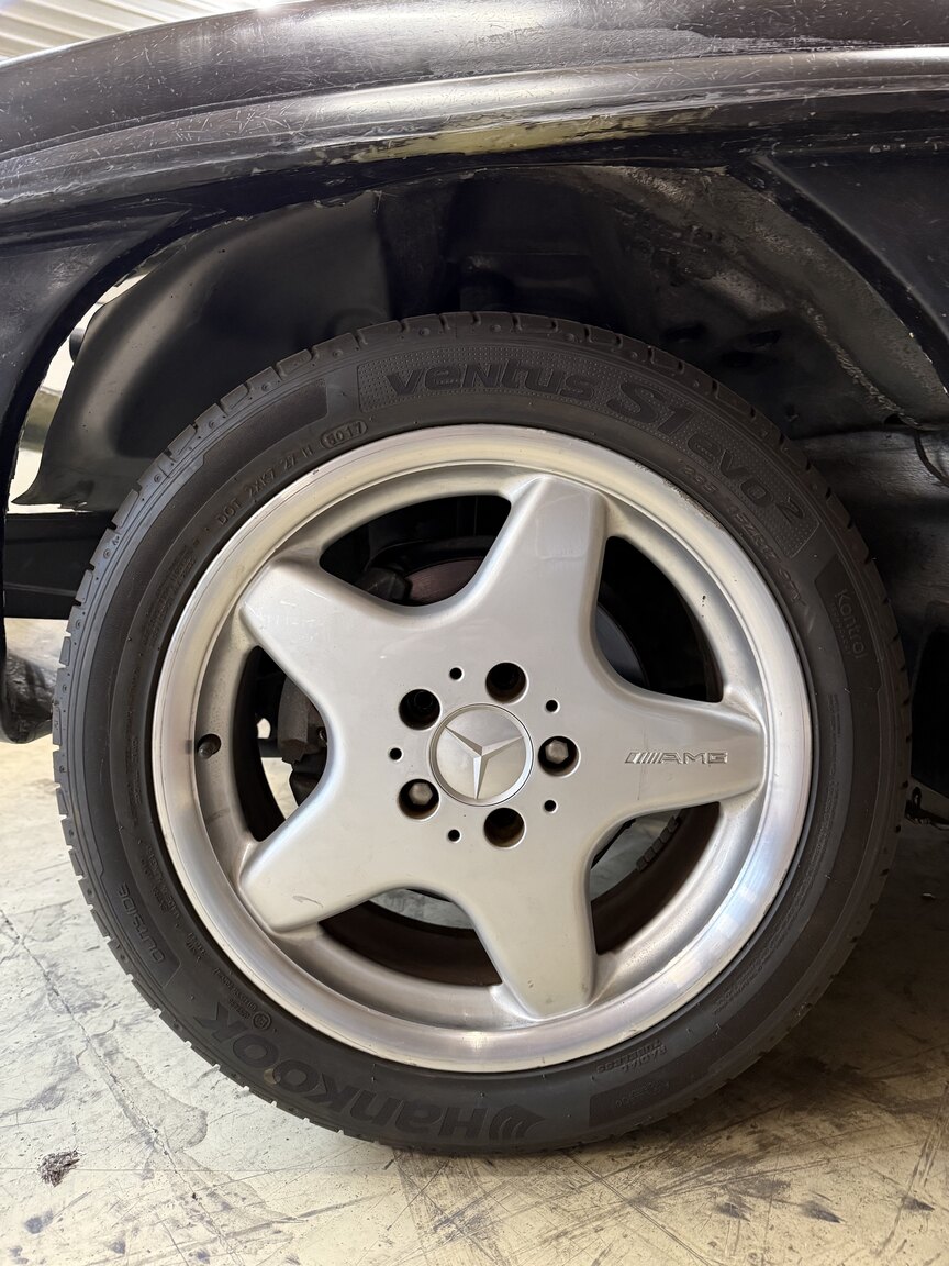 Exterior image of 2000 Mercedes-Benz SLK 230 "Gullwing" (18)