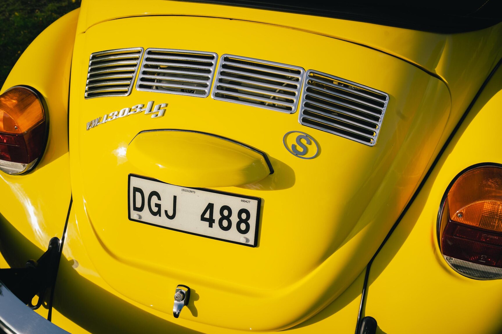 Aussenfoto 1973 Volkswagen Bubbla Karmann 1303 LS (49)