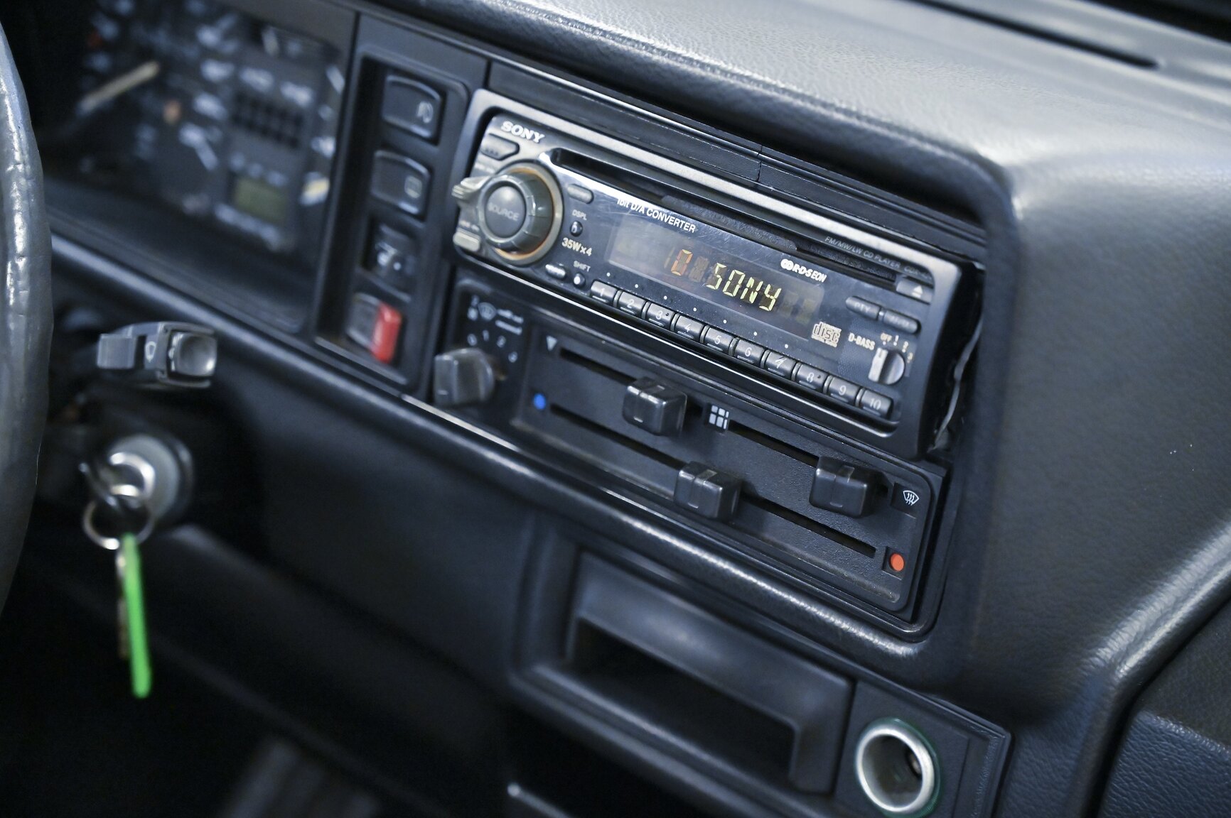 Interior image of 1991 Volkswagen Golf Karmann Cabriolet