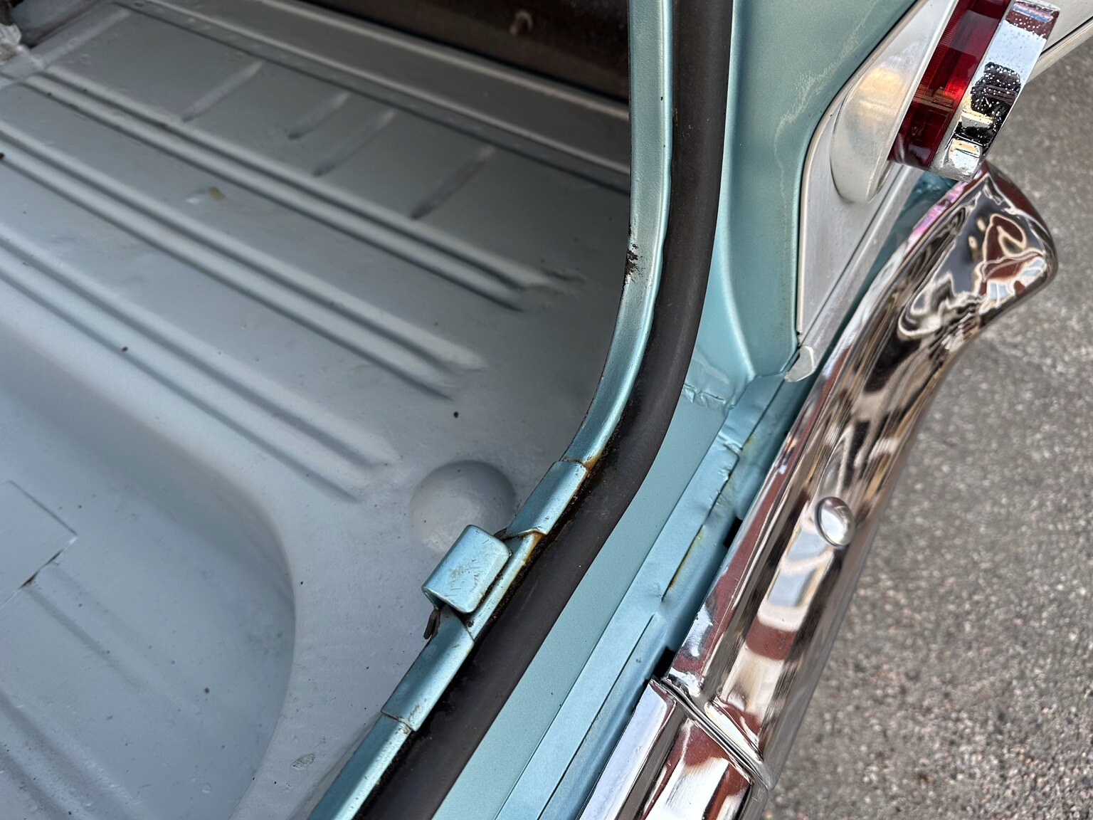 Innenraumfoto von 1963 Chevrolet Impala Sedan (50)