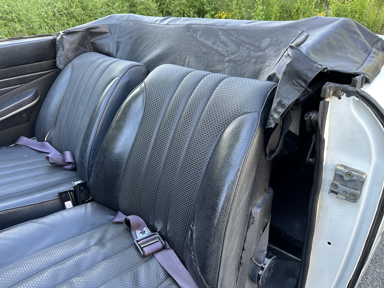 Interiörbild 1970 Peugeot 304 Cabriolet (3)