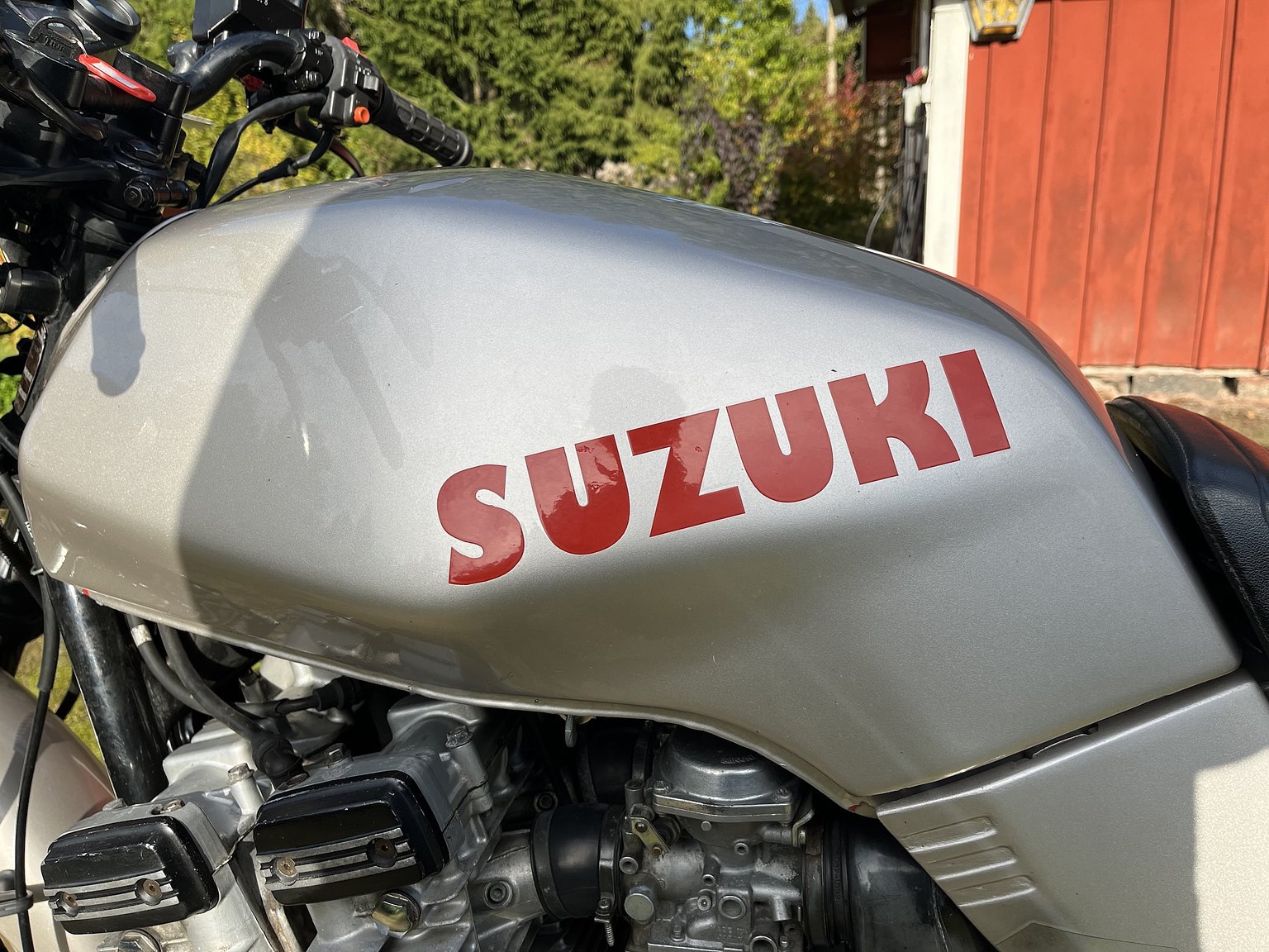 Aussenfoto 1982 Suzuki GSX1100 - NO RESERVE
