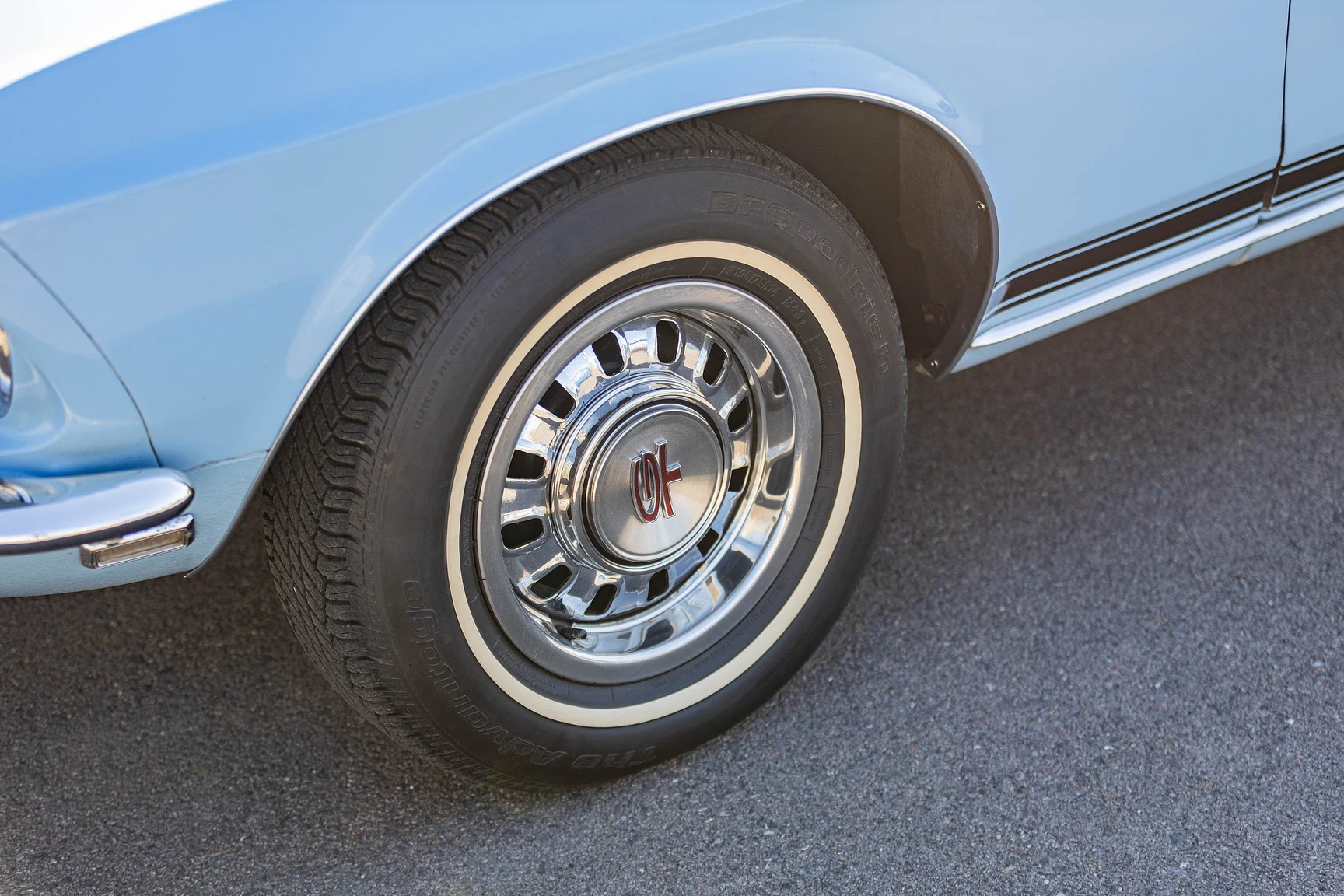 Aussenfoto 1969 Ford Mustang GT Cabriolet "M-code" (13)