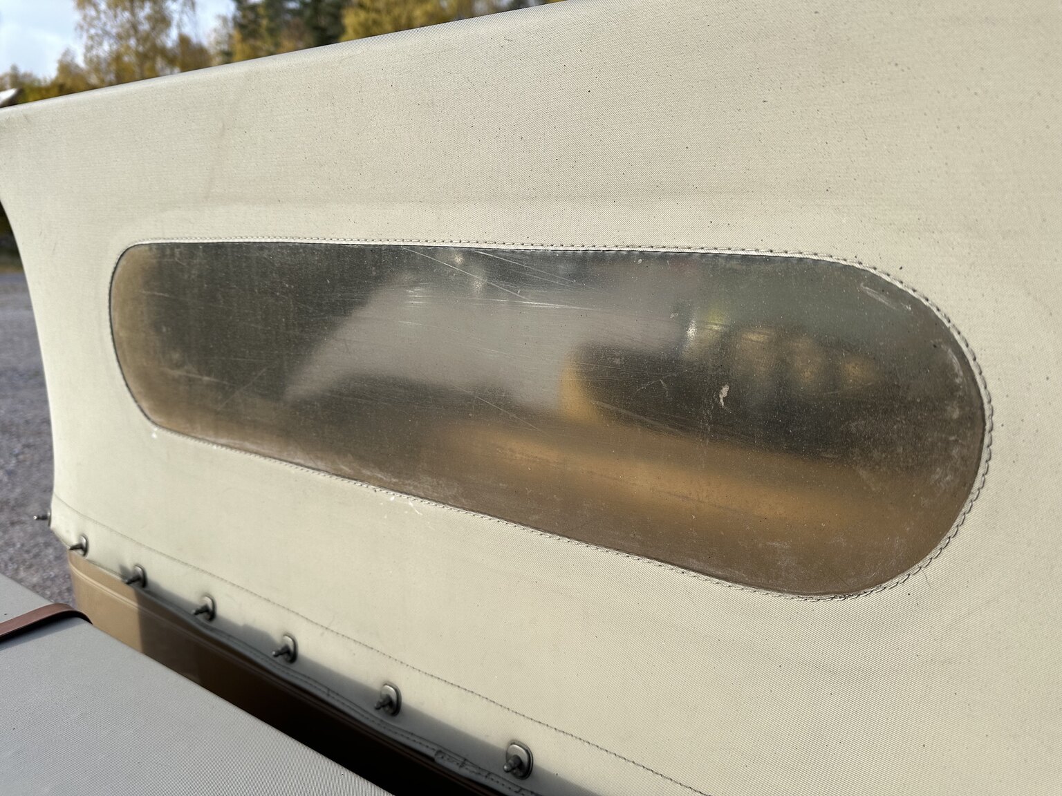 Exteriörbild på 1975 Excalibur Phaeton series III  (33)