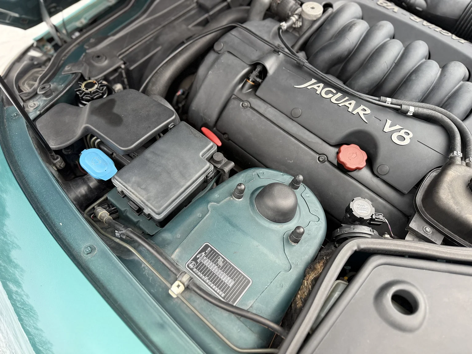 Image of 1997 Jaguar XK8 mechanics (3)