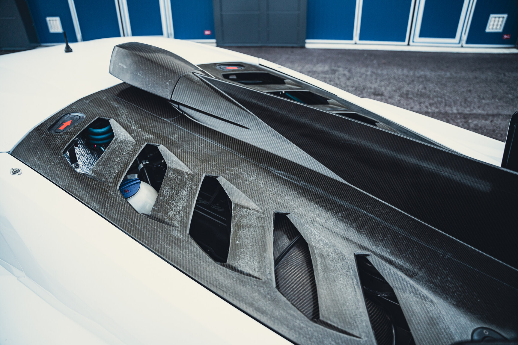 Exterior image of 2017 Lamborghini Huracan Supertrofeo LP620-2