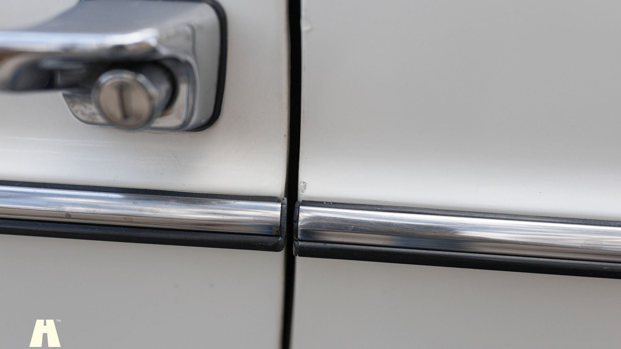 Exteriörbild på 1970 Mercedes 250 CE
