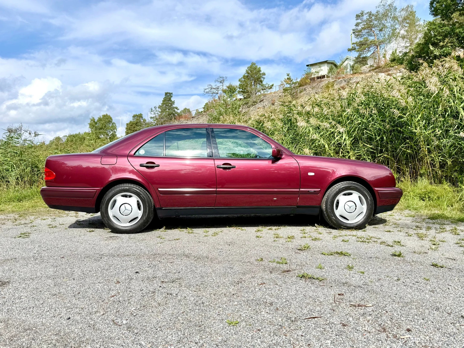 Aussenfoto 1997 Mercedes-Benz E 290 TD (2)