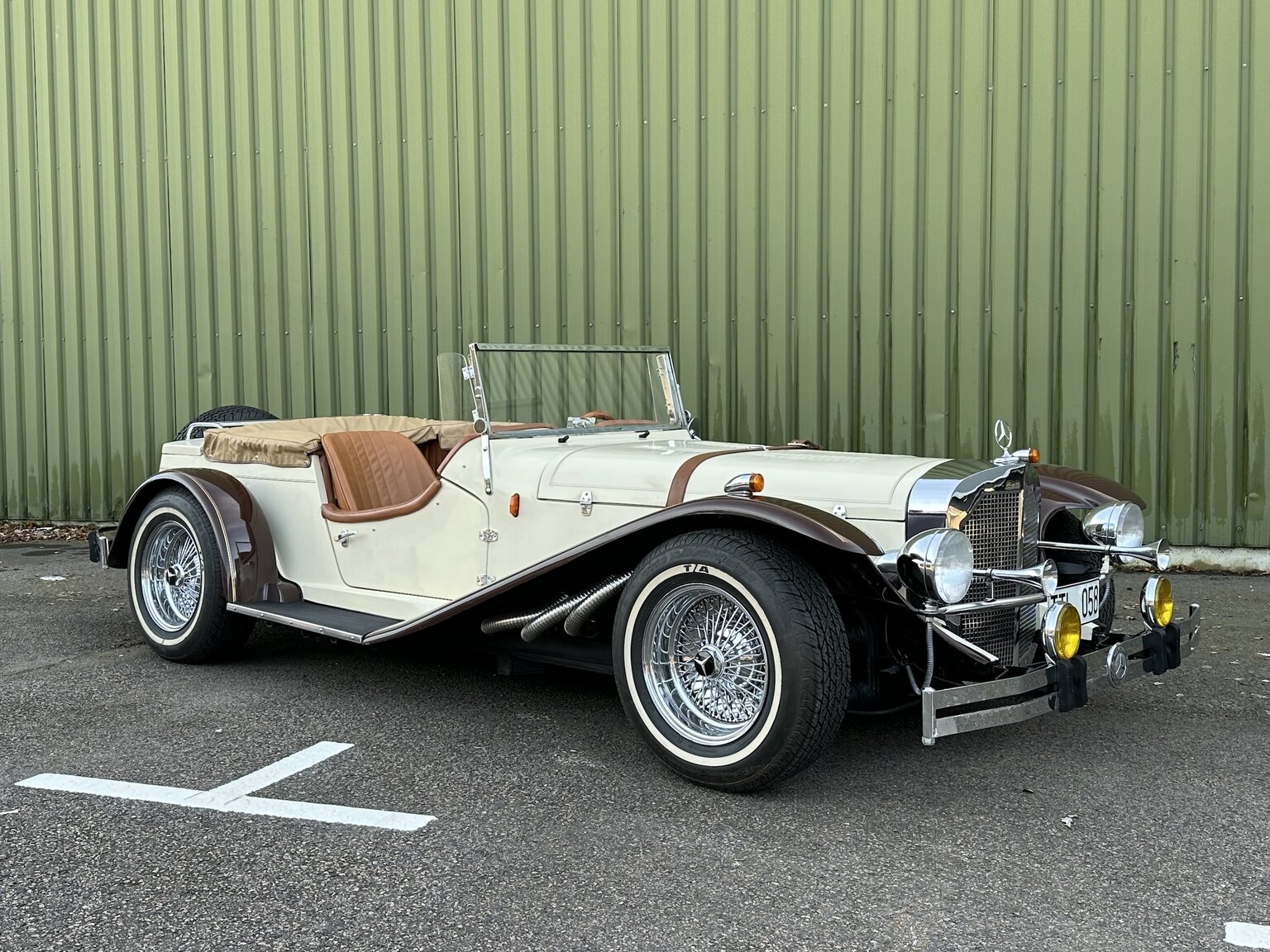 Exteriörbild på 1971 MB Gazelle