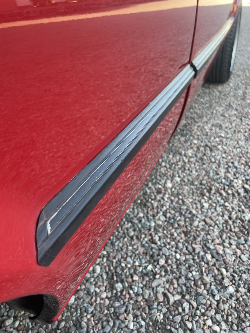 Exteriörbild på 1987 BMW 320i