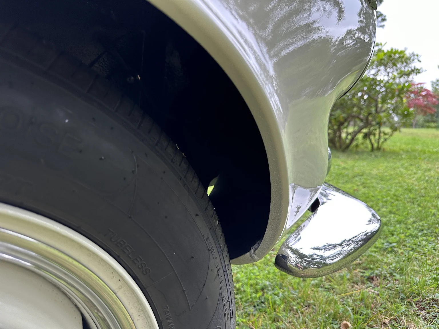 Exterior image of 1964 Volvo P1800S (25)