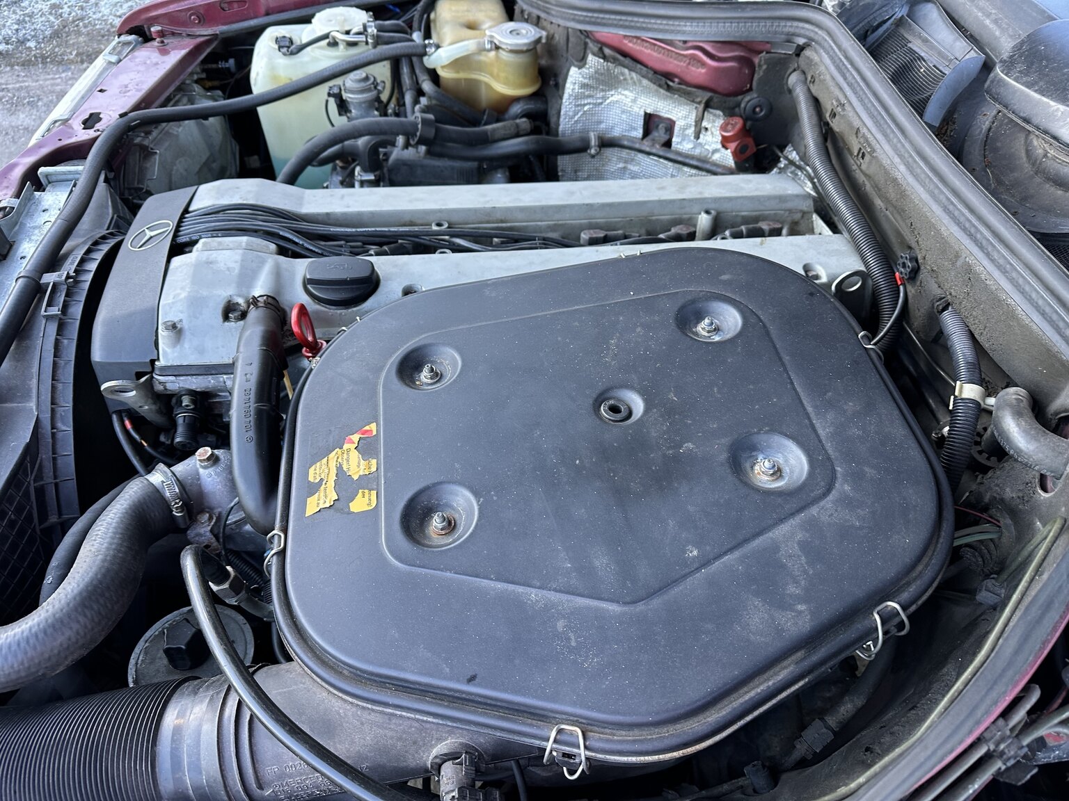 Image of 1992 Mercedes-Benz 300 TE-24 mechanics