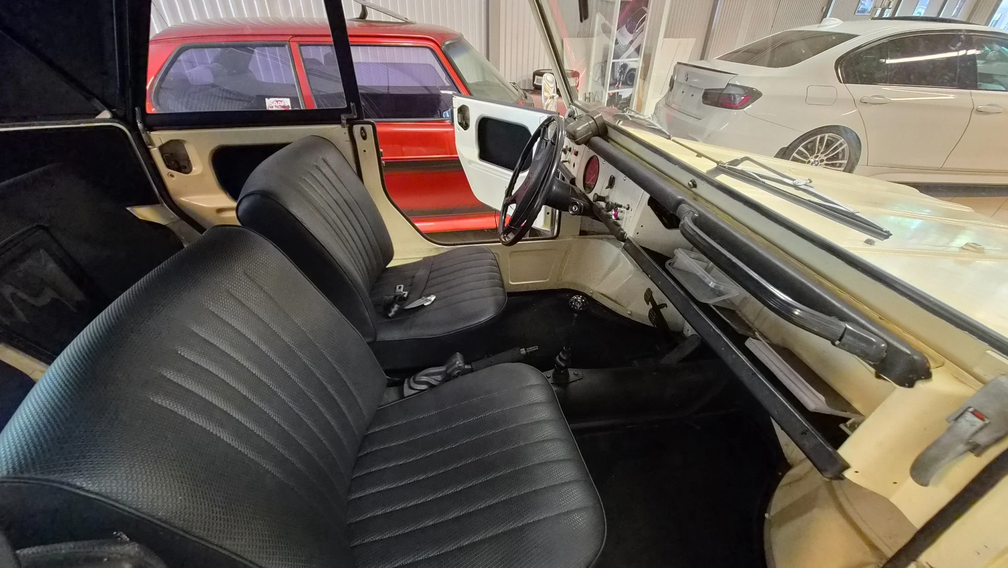 Interior image of 1973 Volkswagen Type 181 (22)