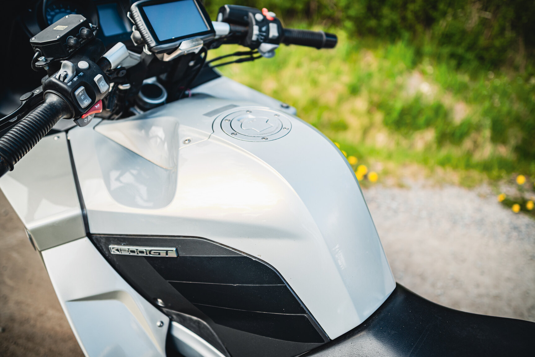 Exterior image of 2006 BMW K 1200 GT 