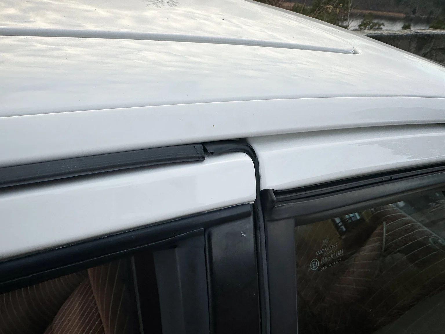 Exterior image of 1986 Porsche 944R (72)