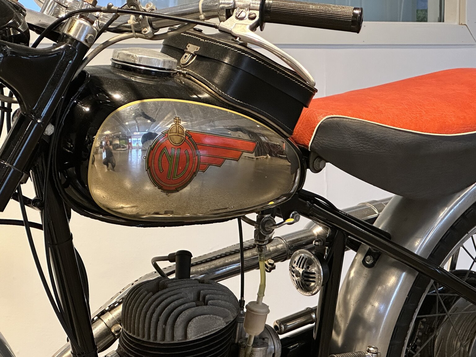 Aussenfoto 1954 NV 23 Supersport