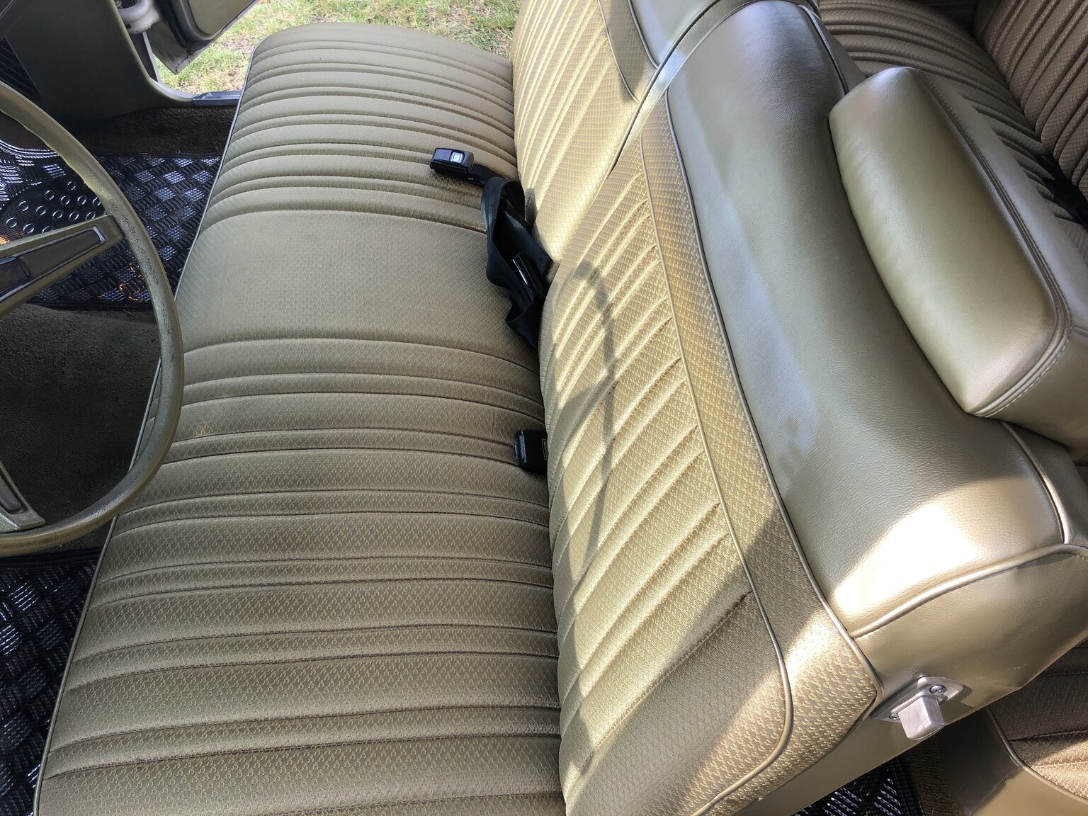 Interior image of 1972 Dodge Polara Custom