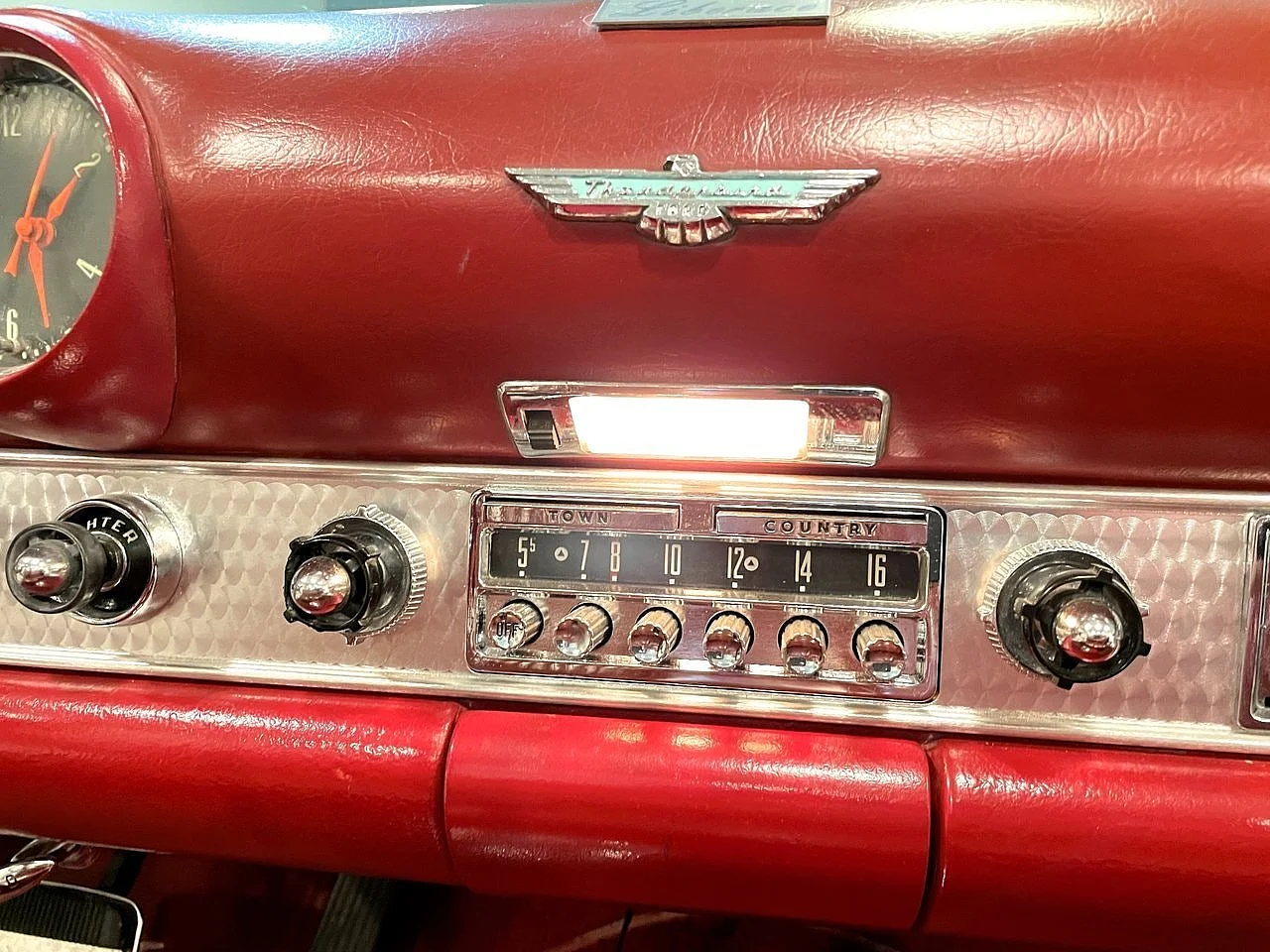 Bild von 1956 Ford Thunderbird (36)