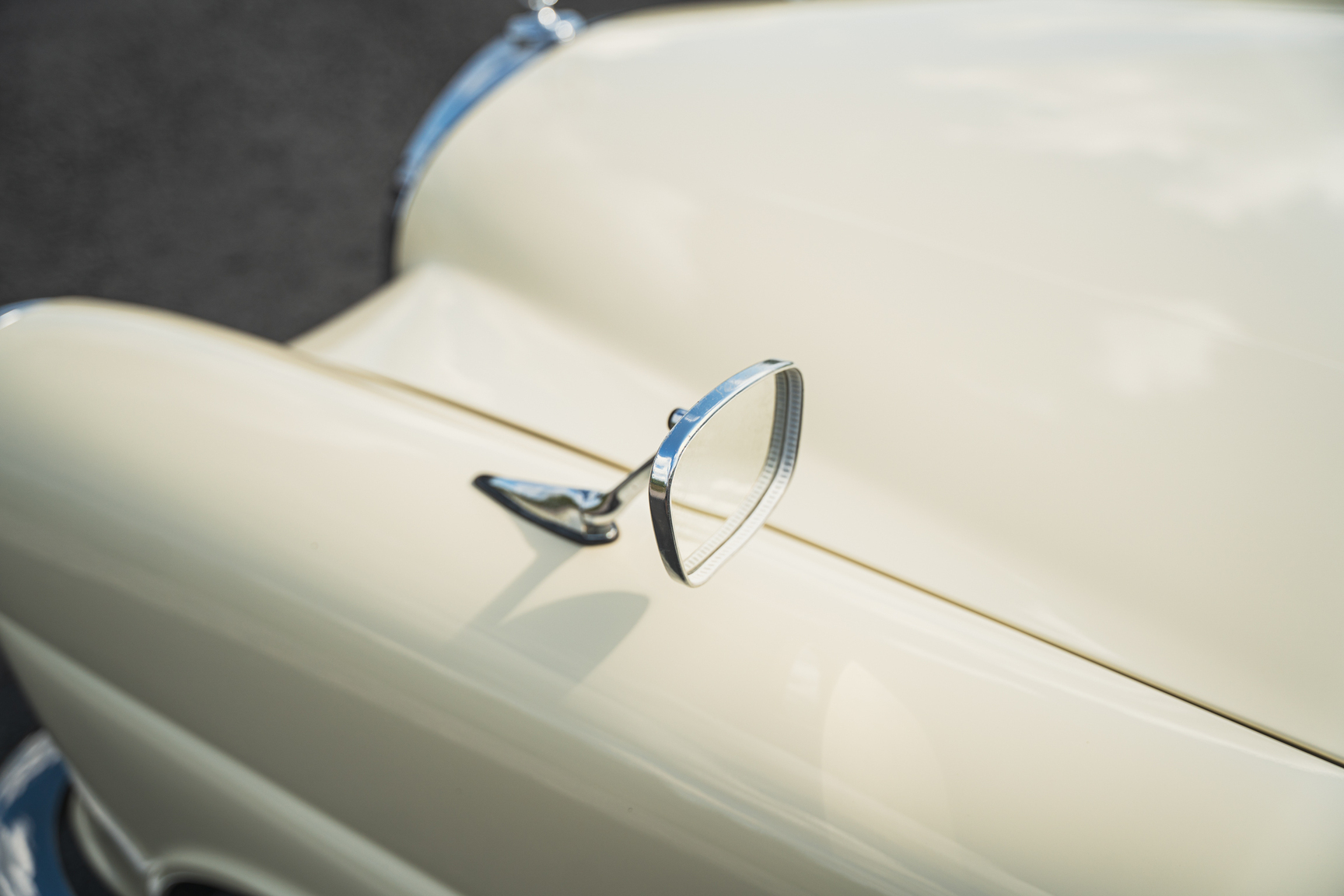 Aussenfoto 1966 Mercedes-Benz 200 D "Heckflosse"