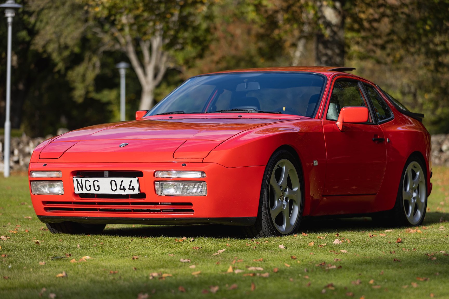 Exteriörbild på 1988 Porsche 944 Turbo