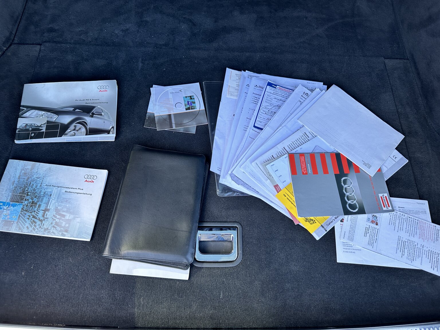 Documentation for 2003  Audi RS6 C5