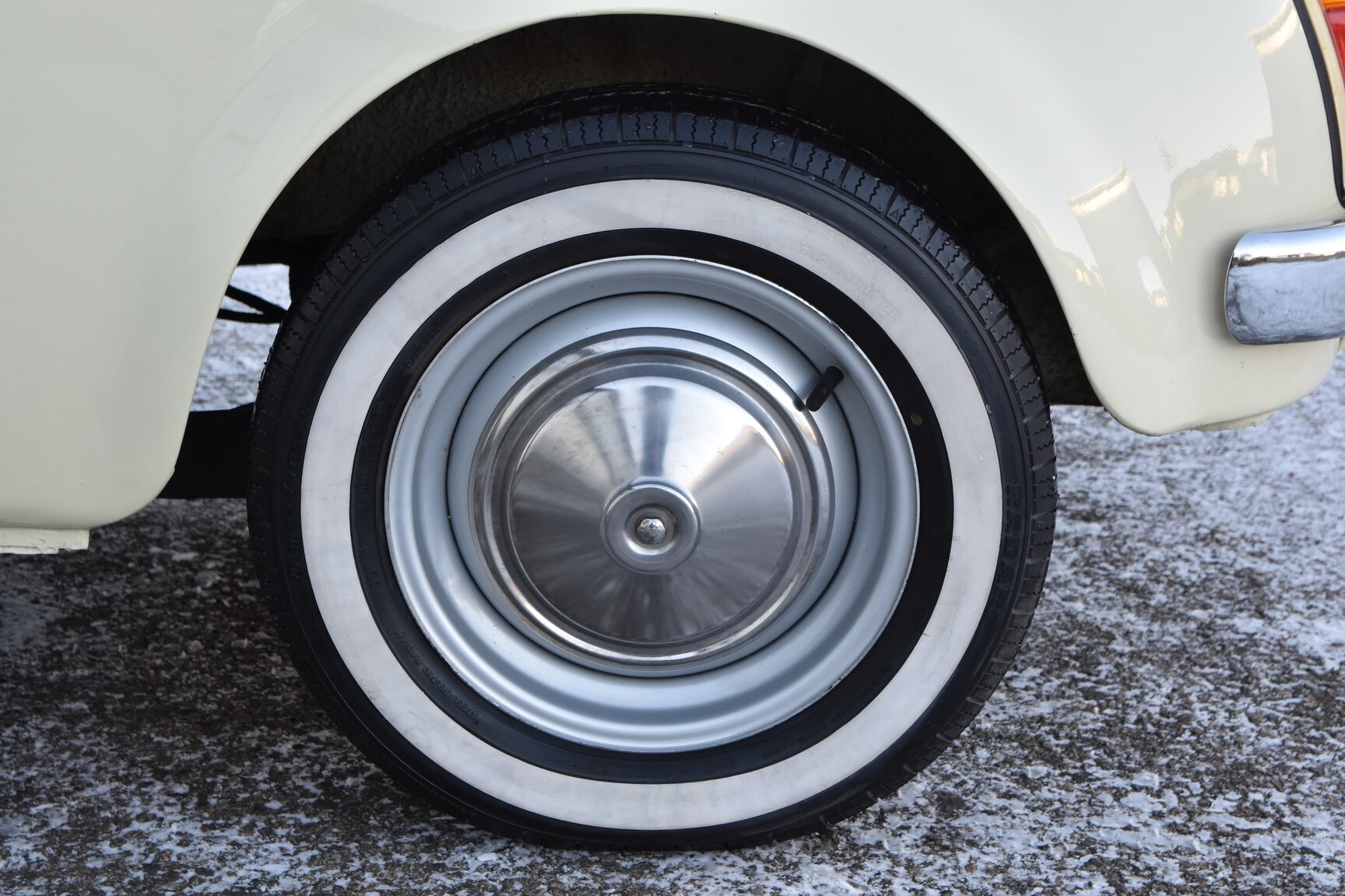 Exteriörbild på 1968 Fiat 500
